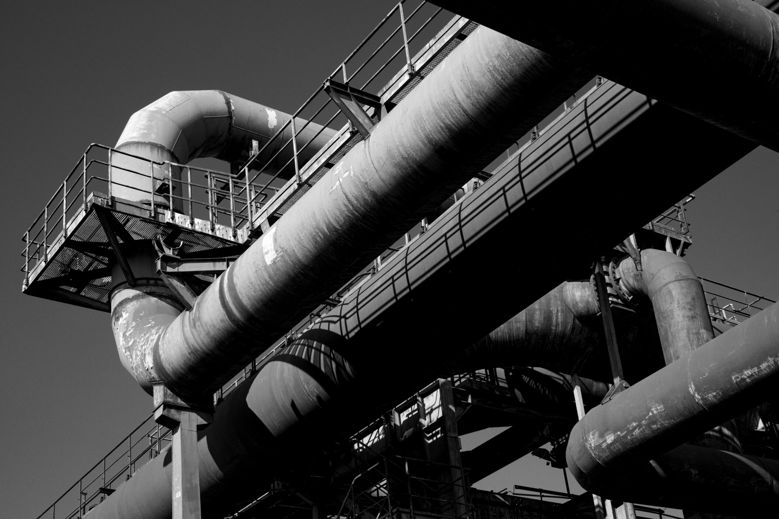 Raffinerieluftaufnahme von einer Drohne für einen Baudokumentation Raffinerieluftaufnahme von einer Drohne für einen Baudokumentation